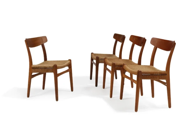 Série de huit chaises CH 23 - Hans J. WEGNER (1914 - 2007)